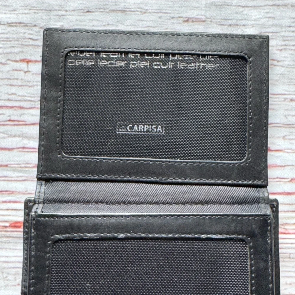 NIB Carpisa Torfino Go Wallet in Black Leather